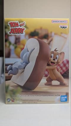 トムとジェリー ビッグソフビフィギュア Yummy Bread - メルカリ