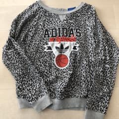 adidas originals  トレーナー　レオパードのサムネイル