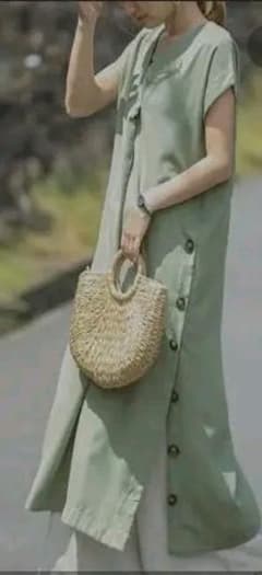ワンピースボタンスリットVネック  ピスタチオのサムネイル