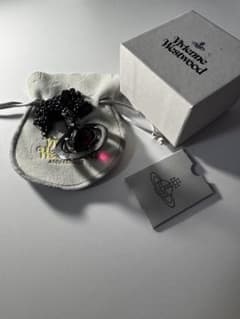 Vivienne Westwood ブラック オーブネックレスのサムネイル