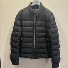 2024モデル　PRADA プラダ　ダウンジャケット　三角ロゴ　SGH071 2024モデル PRADA プラダ ダウンジャケット 三角ロゴ SGH071 - メルカリ