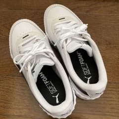 Pumaスニーカー新品24cmのサムネイル