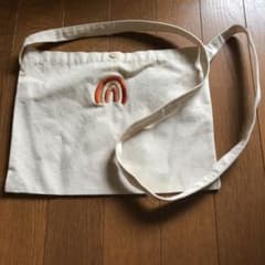 サコッシュのサムネイル
