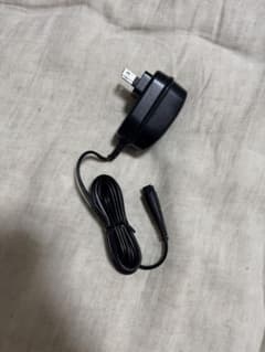 【RaMu様専用】汎用ACアダプター 12V 1.5A 2ピンのサムネイル