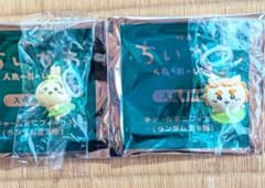 ちいかわ 映画 入場者特典 チャームミニフィギュア 2個セットのサムネイル