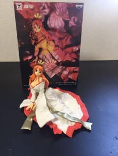 ワンピース ナミ フィギュアのサムネイル