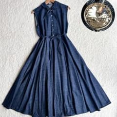 極美品！MIU MIU ミュウミュウ デニム ロングシャツワンピース プラダ 極美品！MIU MIU ミュウミュウ デニム ロングシャツワンピース プラダ