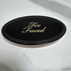 m*n様 Too Faced BORN THIS WAY ハイライトパレットのサムネイル