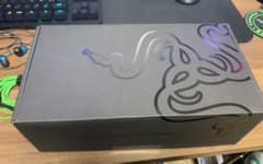 Razer Base Station Chroma ヘッドホンスタンドのサムネイル