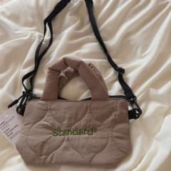 スタンダードプロダクツ新品 Puffer ショルダーバッグ ベージュ