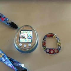 TAMAGOTCHI 4U BLUE (たまごっち 4U ブルー)のサムネイル
