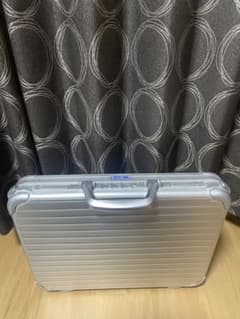 ギャランティ付属　RIMOWA アルミニウム ビジネスバッグ シルバー ギャランティ付属 RIMOWA アルミニウム ビジネスバッグ シルバー