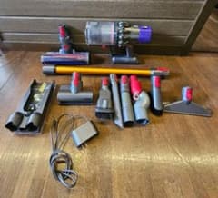美品 Dyson V10/sv12サイクロンクリーナー バッテリー 59分稼働 美品 Dyson V10/sv12サイクロンクリーナー バッテリー 59分稼働 - メルカリ
