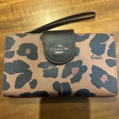 COACH レオパード柄 長財布