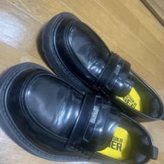 【ONITSUKA TIGER YELLOW COLLECTION】ローファーのサムネイル