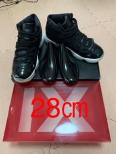 NIKE ナイキ エアジョーダン　jordan 11 レトロ72-10のサムネイル