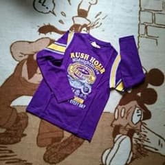 【専用】RUSH HOUR  長袖Tシャツ 130のサムネイル
