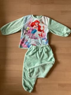 ※ひぱひぱ様専用※  女の子　パジャマ　寝巻き　110㎝のサムネイル