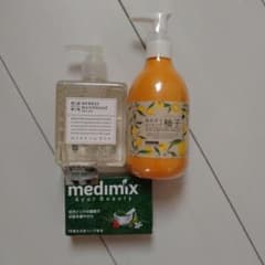 MARKS&WEB ハンドソープ あかすりピーリング 柚子 medimixのサムネイル