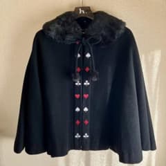 襟取外可能】Innocent World トランプ柄 ケープ ポンチョ イノワ