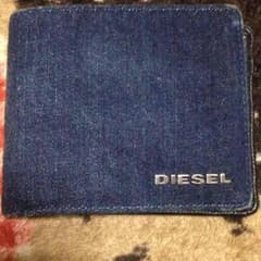 DIESEL 二つ折り財布のサムネイル