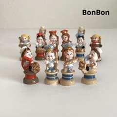 パン屋さんのチェス 12個 フェーブ フェーヴ フランス 陶器 ミニチュア
