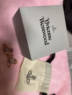 Vivienne Westwoodのサムネイル