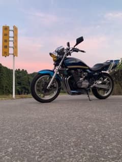 ゼファー400のサムネイル