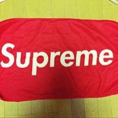 Supremeひざかけのサムネイル