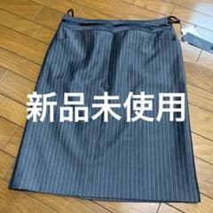 新品未使用 ru ストライプ ひざ丈スカート ウエスト67ヒップ95のサムネイル