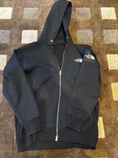 も*う様 THE NORTH FACE ブラックパーカーのサムネイル