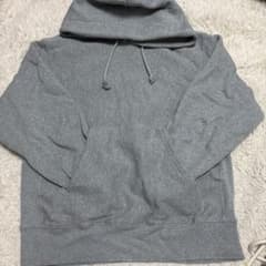 グレー プルオーバー パーカーのサムネイル