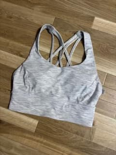 美品⭐︎Lululemon ルルレモン ブラトップ 4 - メルカリ