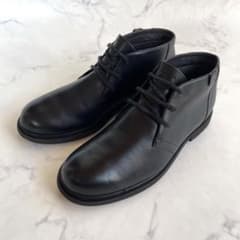 美品 CAMPER NEUMAN GORE-TEX チャッカブーツ 黒 39 美品 CAMPER NEUMAN GORE-TEX チャッカブーツ 黒 39 - メルカリ