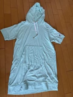 Champion Mサイズ フード付きパーカー ライトブルーのサムネイル
