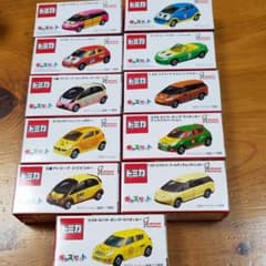トミカ　ミスド.キッズセット。ミニカー全種類11台。レア。　8のサムネイル
