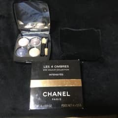 新品 未使用 CHANEL LES 4 OMBRESのサムネイル