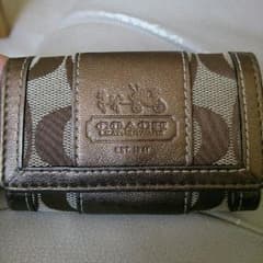 COACHのキーケースのサムネイル