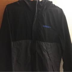 アディダス  マウンテンパーカーのサムネイル