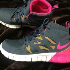 NIKEウィメンズ フリーラン2  サイズ24.5cmお値下げしました。のサムネイル