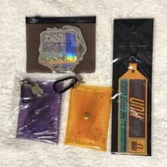威神V WayV THE FIRST VISION グッズセットのサムネイル