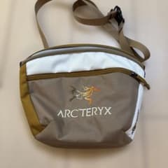 晓*陈様 ARC'TERYX BEAMS 別注コラボ　ショルダーバック 晓*陈様 ARC'TERYX BEAMS 別注コラボ ショルダーバック - メルカリ