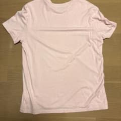 ピンクtシャツのサムネイル