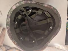 中国軍21式現用迷彩訓練用ヘルメット フーク式カバー付き - メルカリ