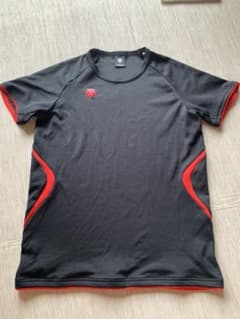 Tシャツ DESCENTEのサムネイル