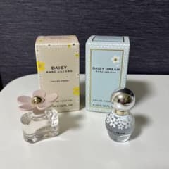 【★最終値下げ★】マークジェイコブス香水4mlのサムネイル