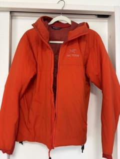 ARC'TERYX フーデッドジャケット オレンジ メンズ Sのサムネイル