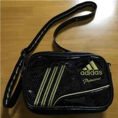 エナメルバッグ adidasのサムネイル