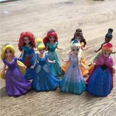 ♡ディズニープリンセス♡マジッククリップ 着せ替えフィギュアのサムネイル