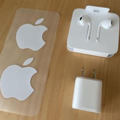 iPhone アップル　純正　イヤホン　充電プラグ　ステッカーのサムネイル